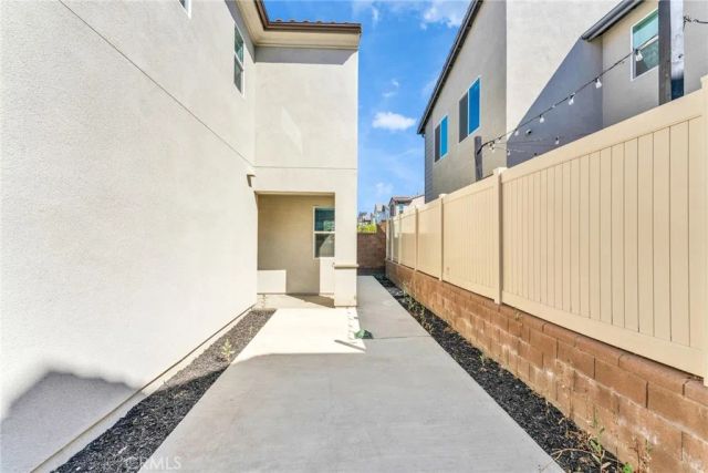 4044 Shada Lane, Corona, CA 92883