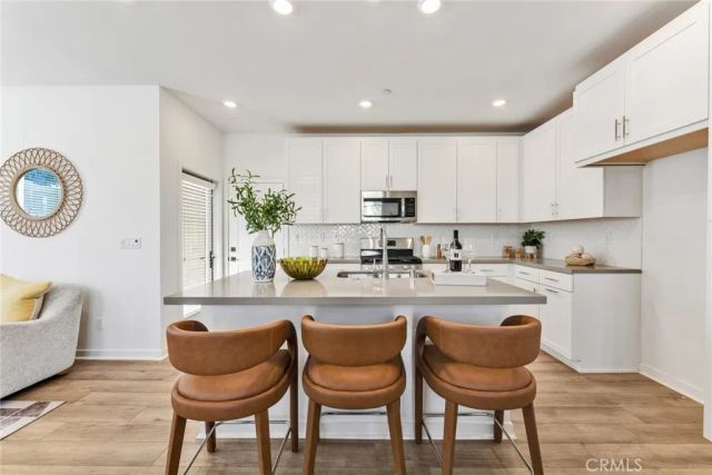 4044 Shada Lane, Corona, CA 92883