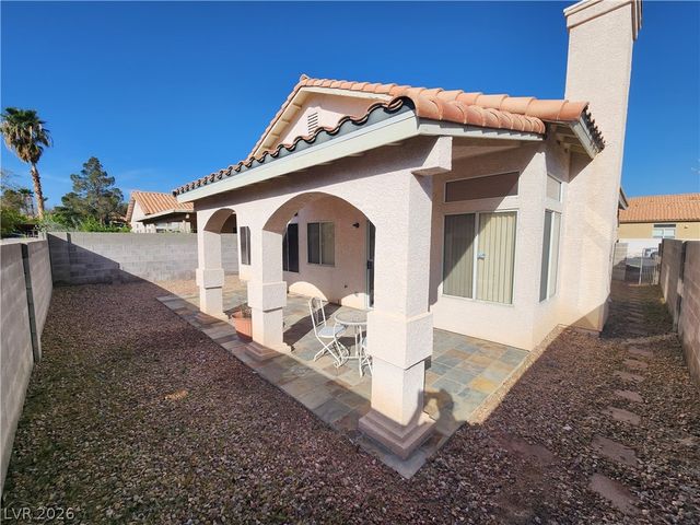 1917 Casa Verde Drive, North Las Vegas, NV 89031