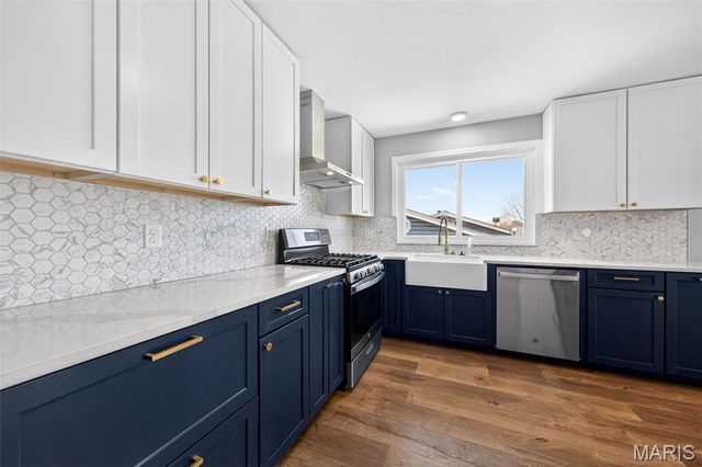 242 Berlekamp Drive, St Charles, MO 63303