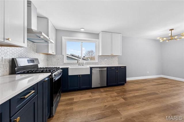 242 Berlekamp Drive, St Charles, MO 63303