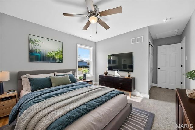 242 Berlekamp Drive, St Charles, MO 63303