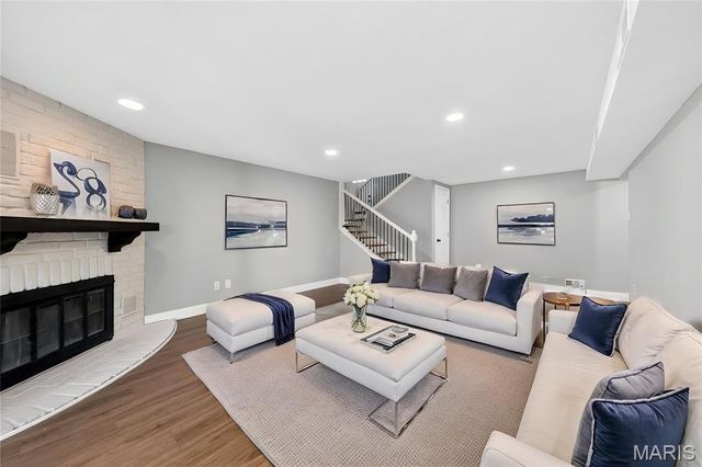 242 Berlekamp Drive, St Charles, MO 63303