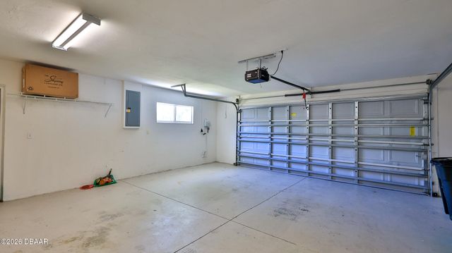 6171 Sabal Point Circle, Port Orange, FL 32128