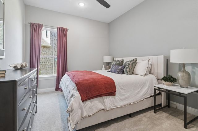2800 Monument Court, Heath, TX 75126