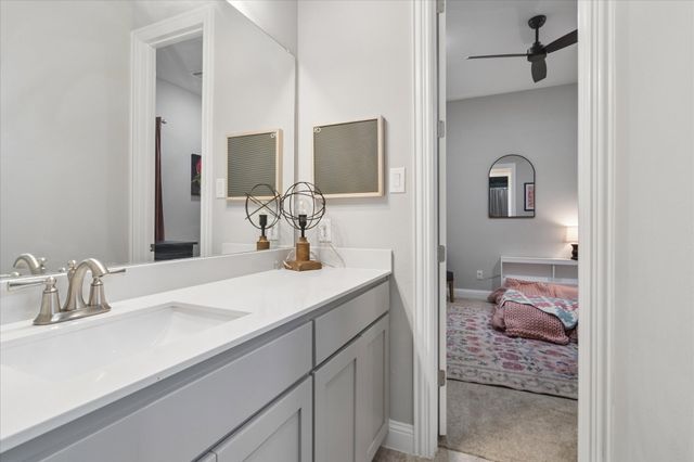 2800 Monument Court, Heath, TX 75126