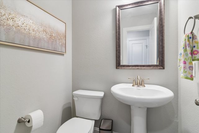 2800 Monument Court, Heath, TX 75126