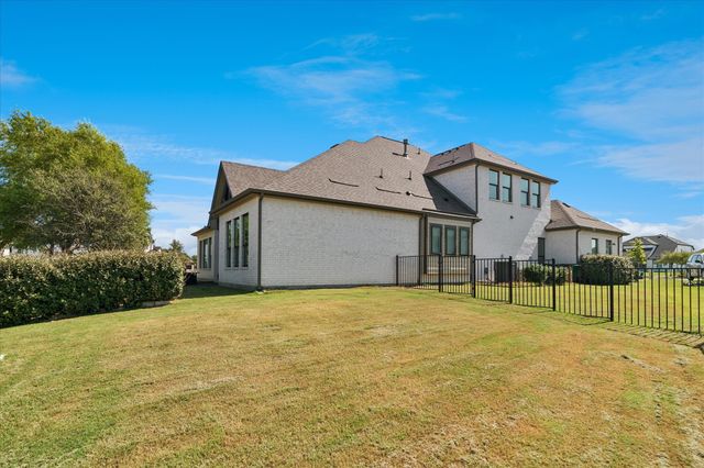2800 Monument Court, Heath, TX 75126