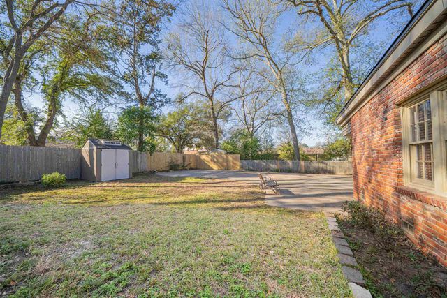 510 E Young Street, Longview, TX 75602