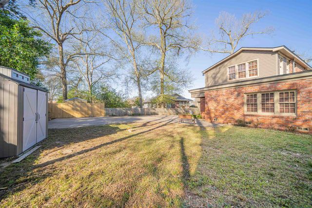 510 E Young Street, Longview, TX 75602