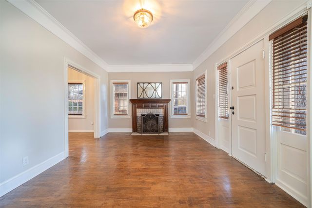 510 E Young Street, Longview, TX 75602