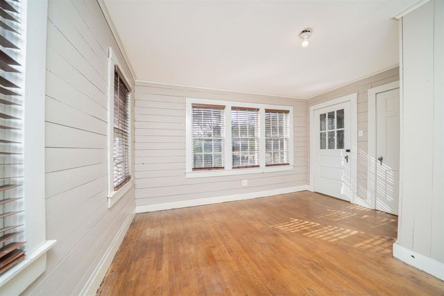 510 E Young Street, Longview, TX 75602