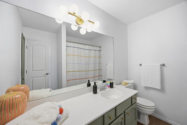 3200 Spaniel DR, Austin, TX 78759