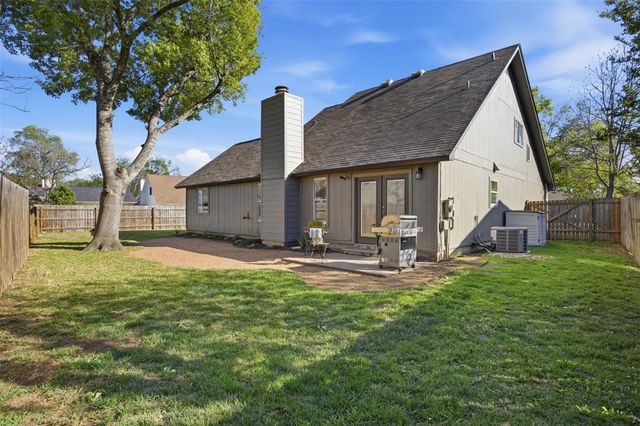 3200 Spaniel DR, Austin, TX 78759