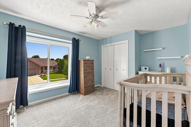 4106 BRIARWOOD Drive, Council Bluffs, IA 51503