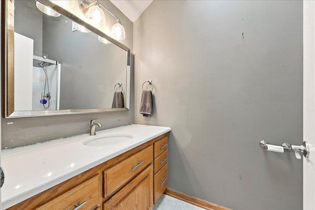 4106 BRIARWOOD Drive, Council Bluffs, IA 51503