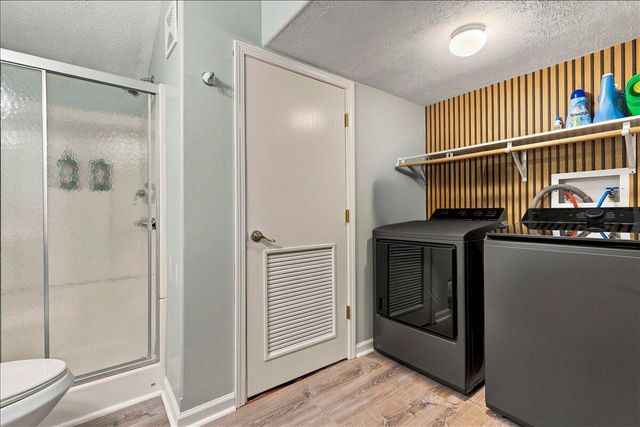 4106 BRIARWOOD Drive, Council Bluffs, IA 51503