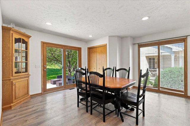 4106 BRIARWOOD Drive, Council Bluffs, IA 51503