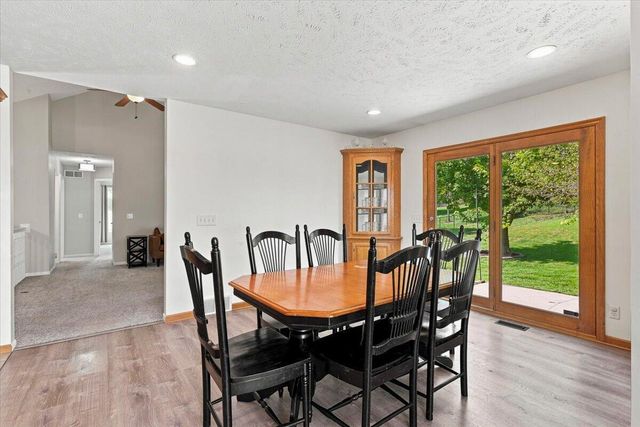 4106 BRIARWOOD Drive, Council Bluffs, IA 51503