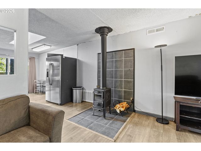 19726 Sw OAK St, Beaverton, OR 97078