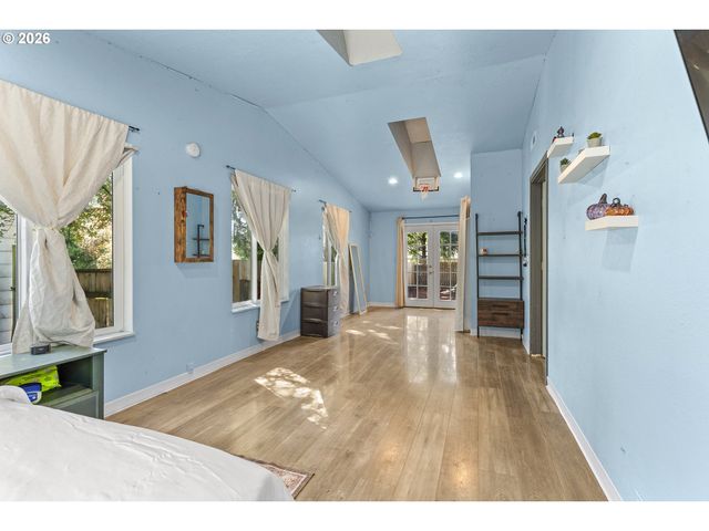 19726 Sw OAK St, Beaverton, OR 97078