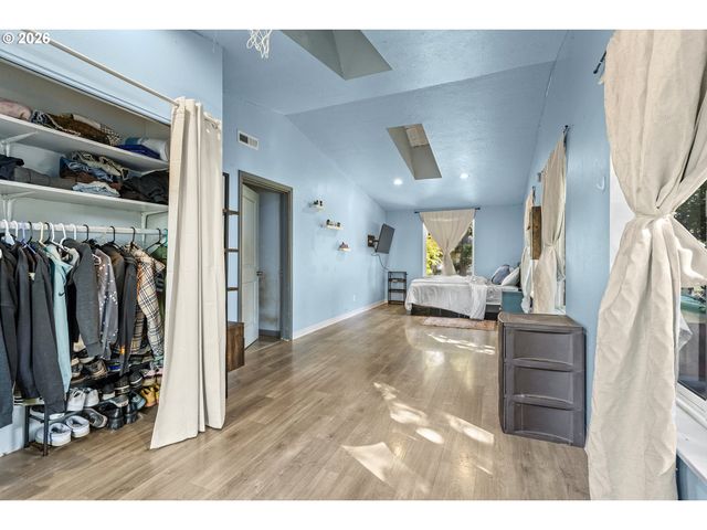 19726 Sw OAK St, Beaverton, OR 97078