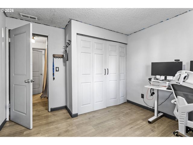 19726 Sw OAK St, Beaverton, OR 97078