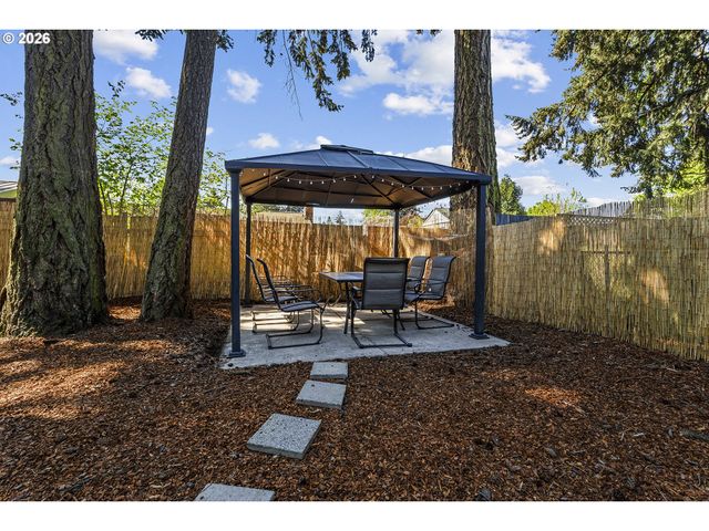 19726 Sw OAK St, Beaverton, OR 97078