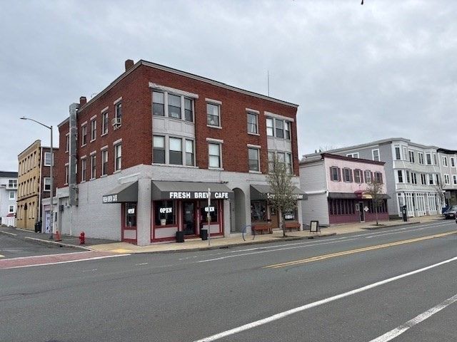 287 Rantoul Street 2L, Beverly, MA 01915