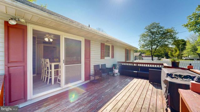9 GLENWAY AVE, Smyrna, DE 19977