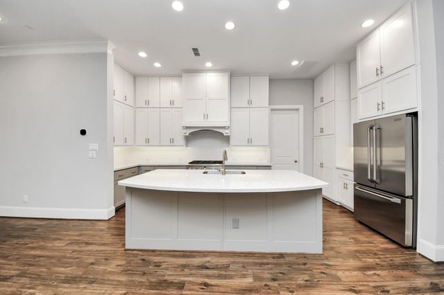 8609 Concord Trace, Houston, TX 77055