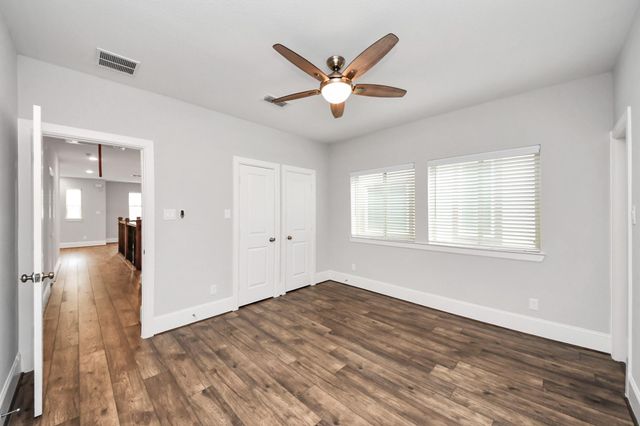 8609 Concord Trace, Houston, TX 77055