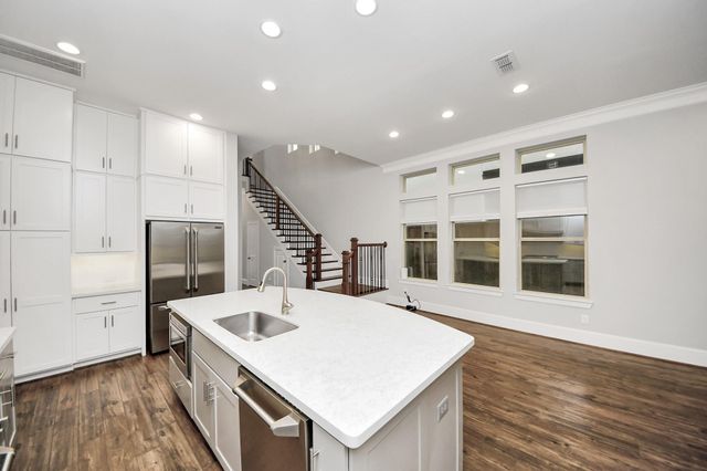 8609 Concord Trace, Houston, TX 77055