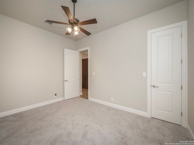 2231 Meadow Way St, New Braunfels, TX 78132