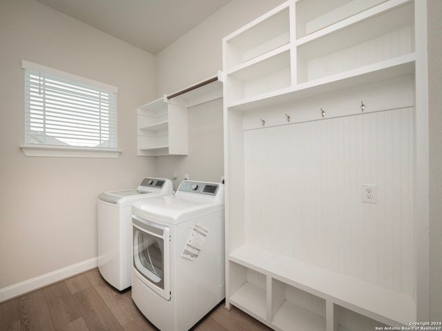 2231 Meadow Way St, New Braunfels, TX 78132