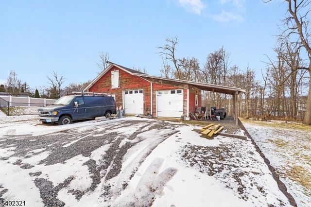 79 Fairfield Ave, West Caldwell Twp., NJ 07006