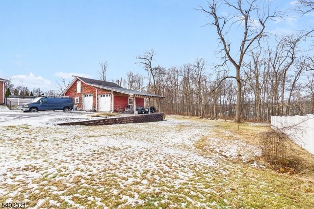 79 Fairfield Ave, West Caldwell Twp., NJ 07006