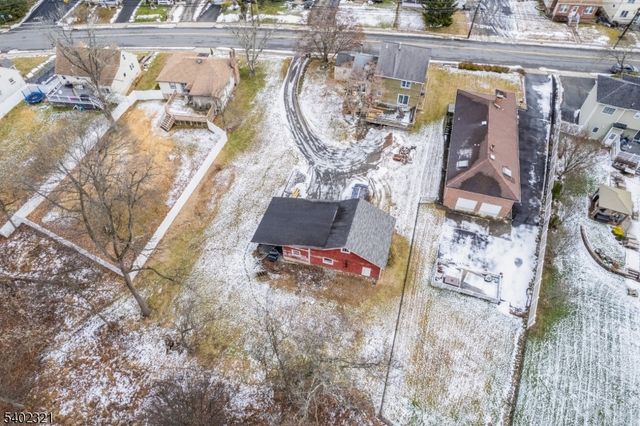 79 Fairfield Ave, West Caldwell Twp., NJ 07006