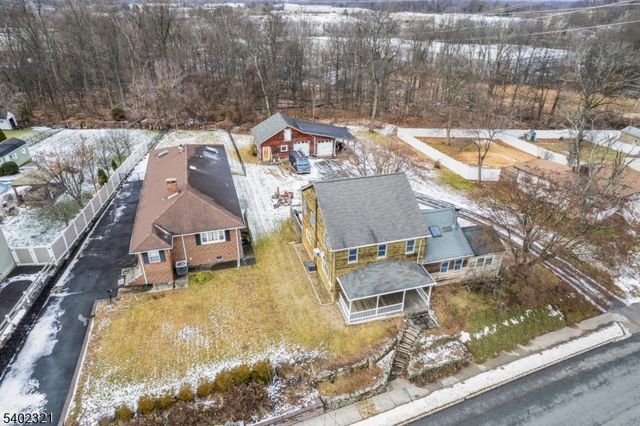 79 Fairfield Ave, West Caldwell Twp., NJ 07006