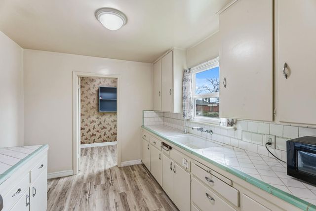 1101 Nebraska Avenue, Madera, CA 93638