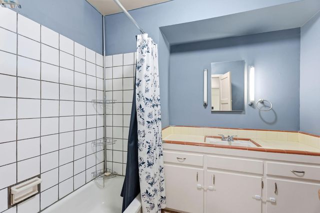 1101 Nebraska Avenue, Madera, CA 93638