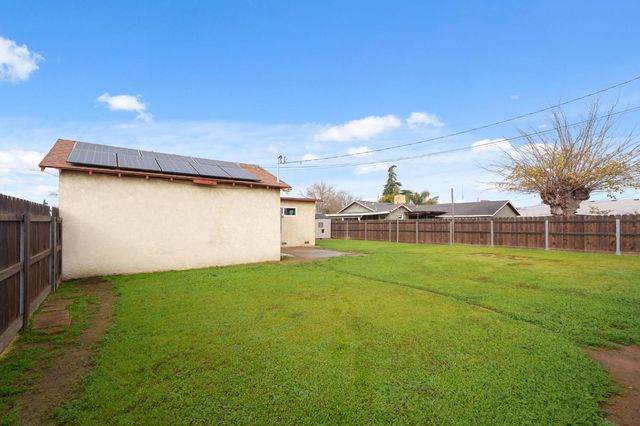 1101 Nebraska Avenue, Madera, CA 93638