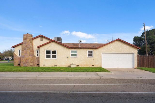 1101 Nebraska Avenue, Madera, CA 93638