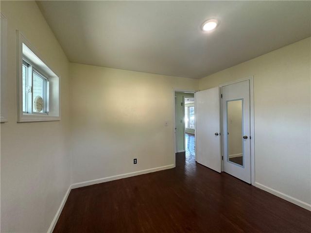 10520 E 28TH Terrace S, Independence, MO 64052