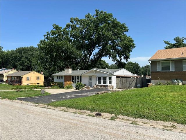 10520 E 28TH Terrace S, Independence, MO 64052