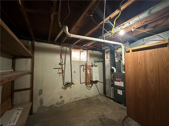 10520 E 28TH Terrace S, Independence, MO 64052