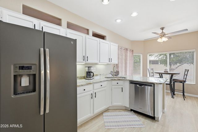 16046 W SENTINEL Drive, Sun City West, AZ 85375
