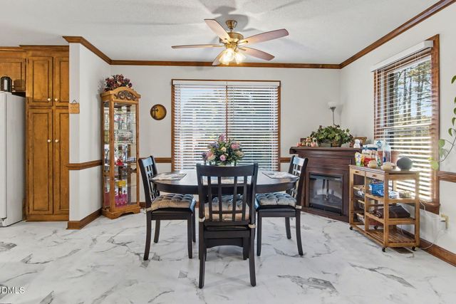 209 Arlington Circle, Sanford, NC 27330