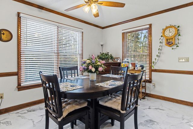 209 Arlington Circle, Sanford, NC 27330