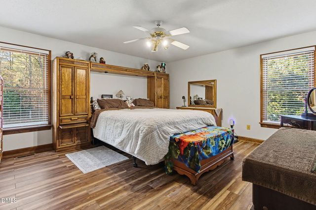 209 Arlington Circle, Sanford, NC 27330